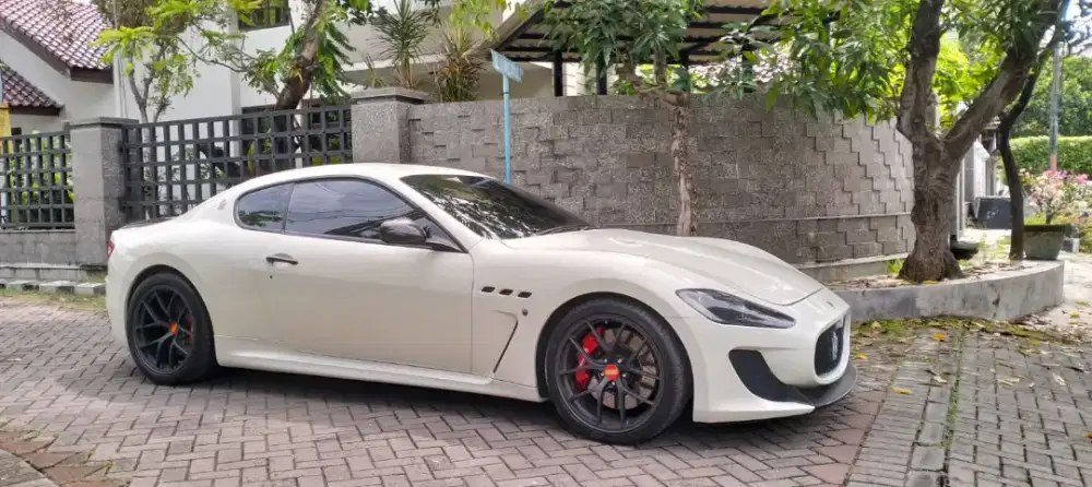 MASERATI GRANTURISMO STRADALE 2013