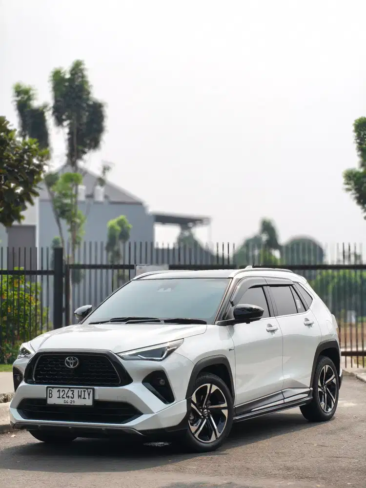 TOYOTA YARIS CROSS GR HYBRID TSS 1.5 AT 2023/2024 LOW KM LOW 16rb