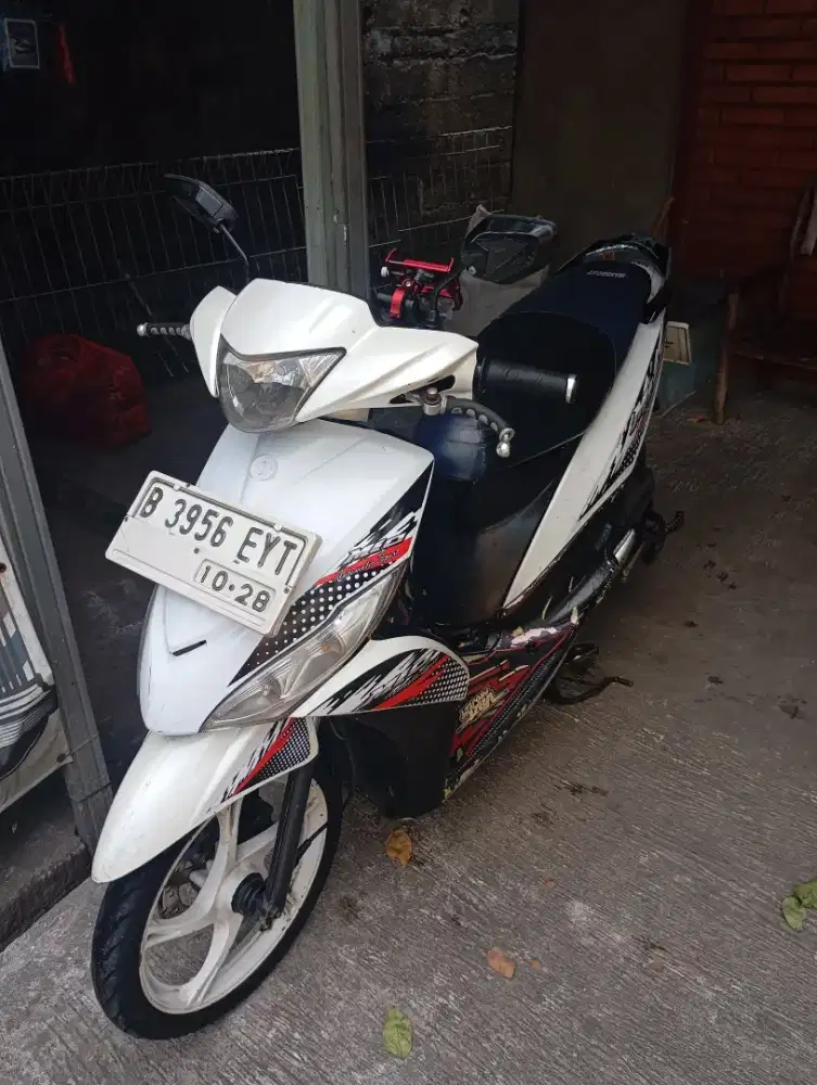 Mio J 2013 mesin Alus pajak hidup milik sendiri lokasi Tapos depok