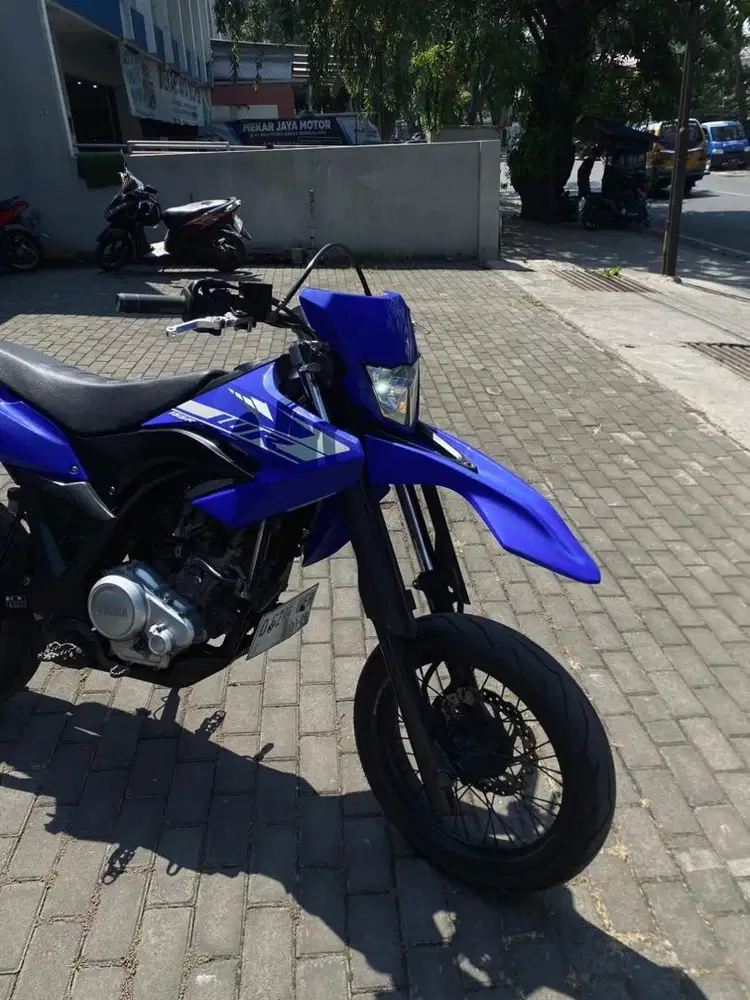 WR 155 Supermoto