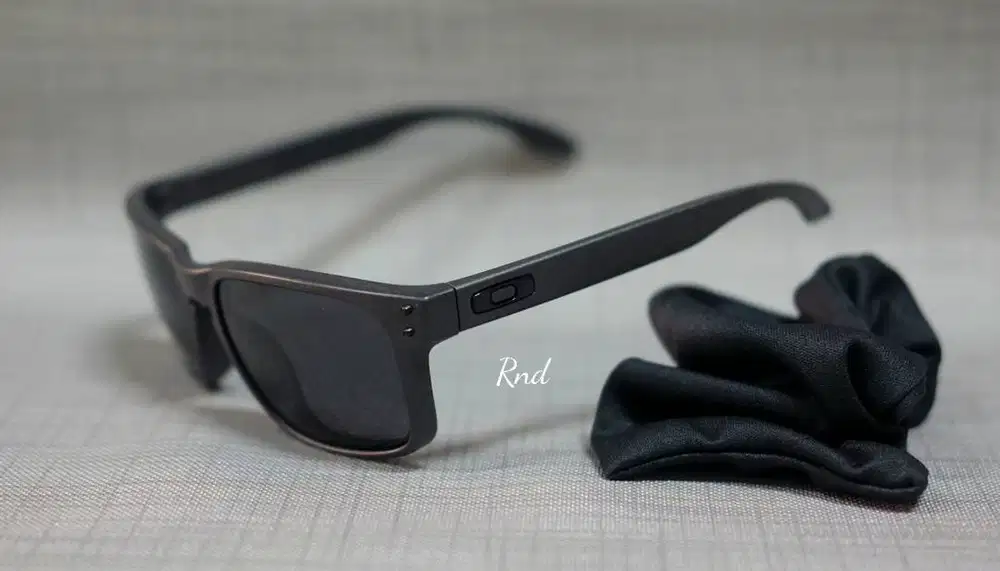 Kacamata oakley Holbrook asian fit frame steel lensa black polar am