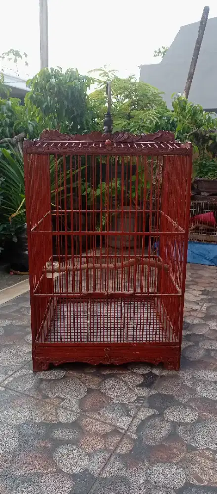 Kandang burung bahan kayu jati model klasik semi ukir ukuran no 1