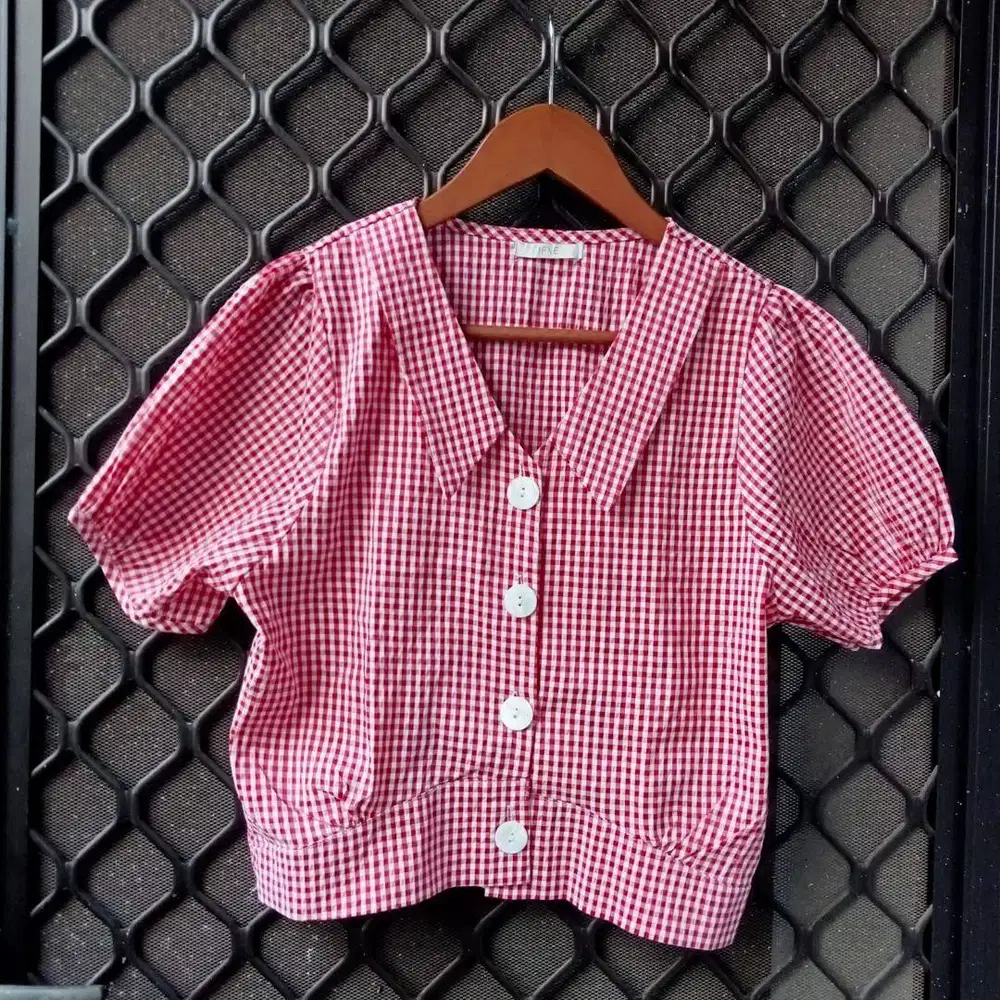 Baju Atasan Wanita Retro Casual