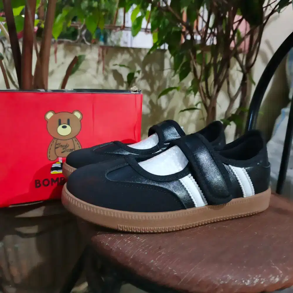 Sepatu kids BOMB BEAR