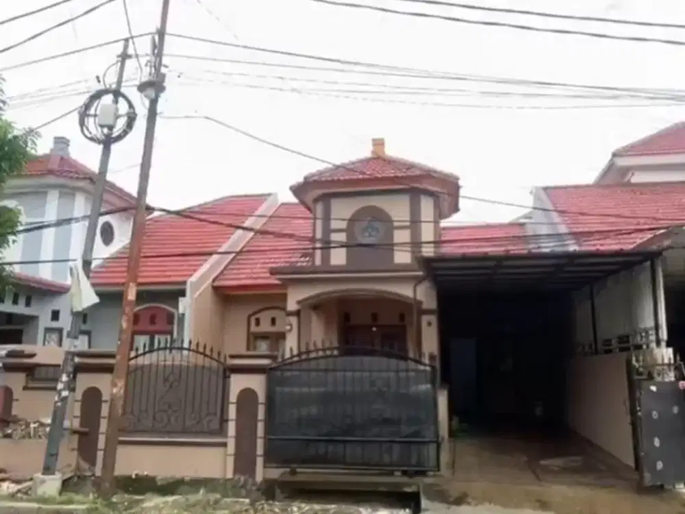 Disewakan Rumah cocok untuk usaha ato tempat tinggal di Taman Gigi, Galaxy Bekasi