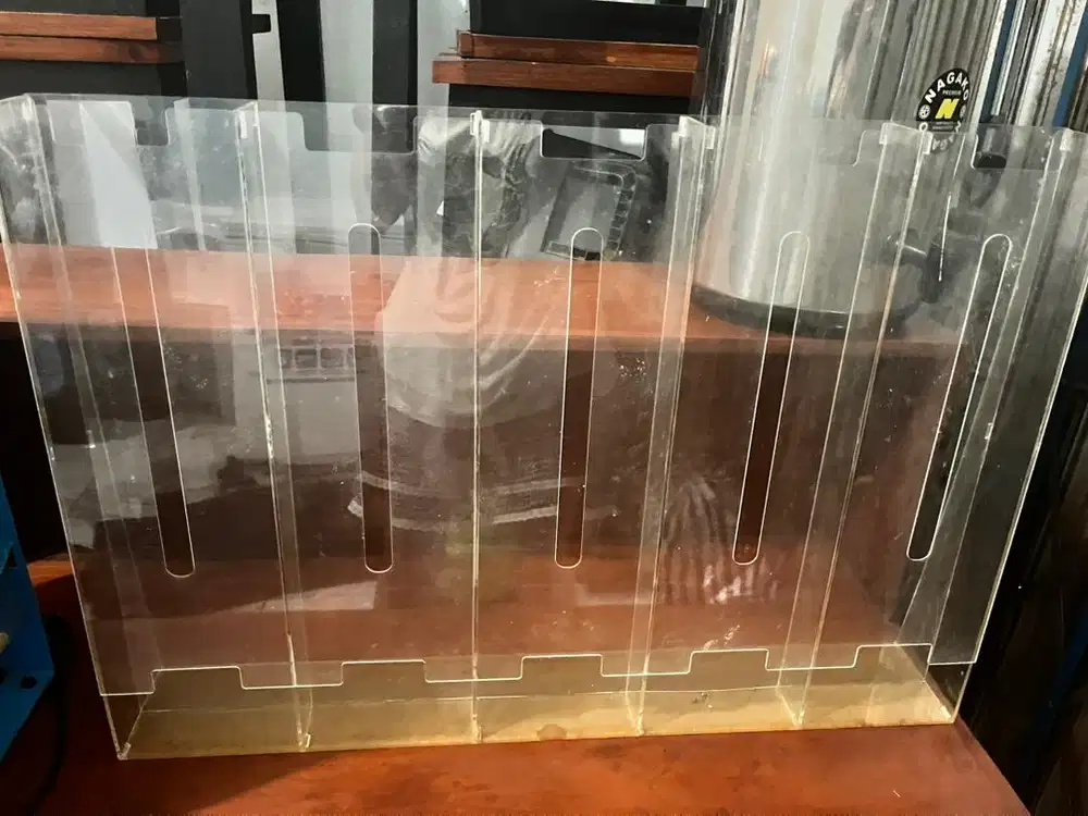 Di jual Rak display mie instant