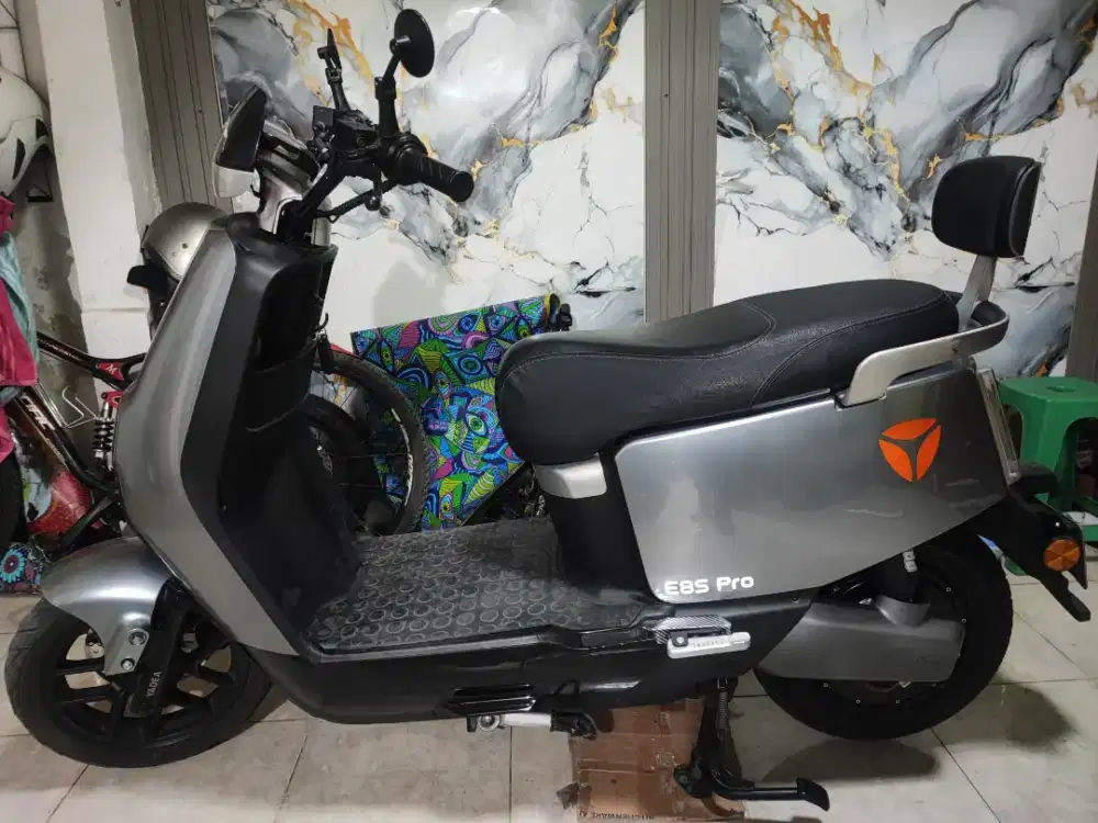 Yadea e8s pro pajak isi