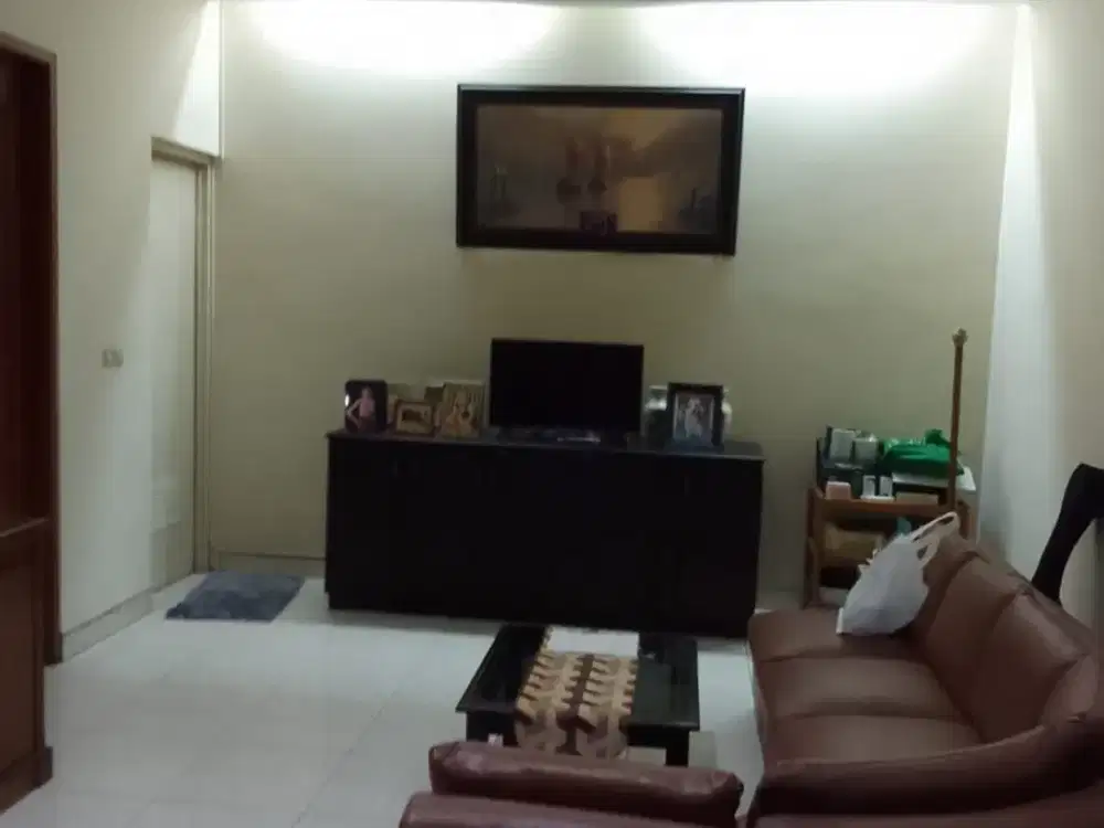 Rumah nyaman di Pluit Selatan area terfavorit