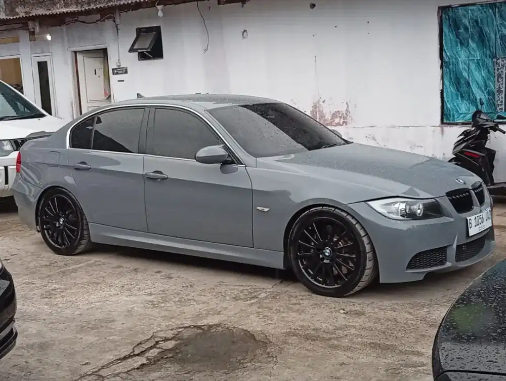 Jual beli mobil BMW