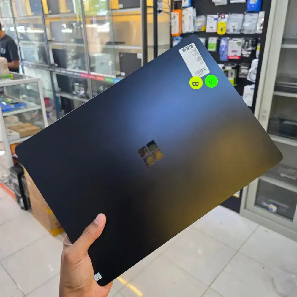 Microsoft Surface Laptop 4