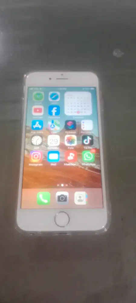 Iphone 6s 64gb jual santai