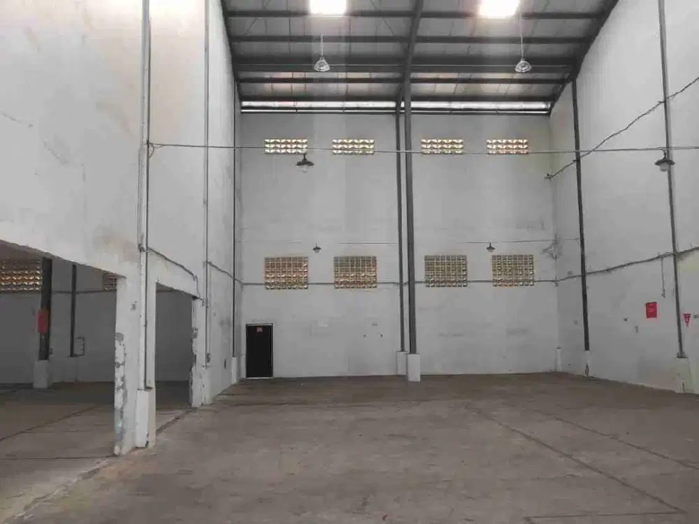 Disewa Cepat Gudang Bersama Luas 336 M2 ada Kantor di Batu Ceper Tangerang