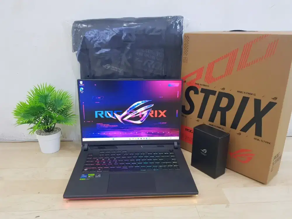 ASUS ROG STRIX G16 I7-13650HX 16GB 512GB RTX 4050 6GB FULLSET