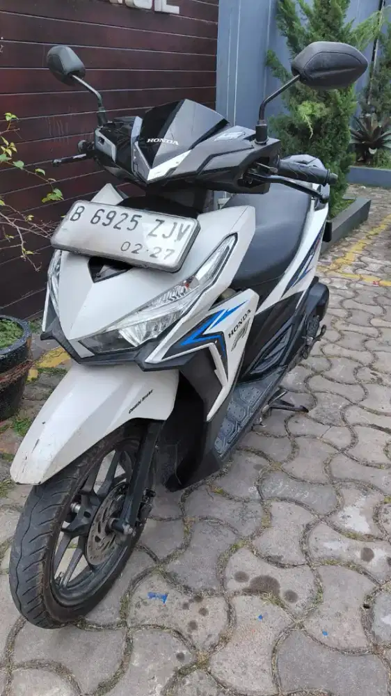 DIJUAL CEPAT HONDA VARIO LED 125 CC ORIGINAL