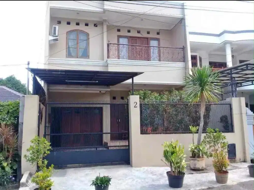 rumah 2 lantai di kebon jeruk jakarta barat