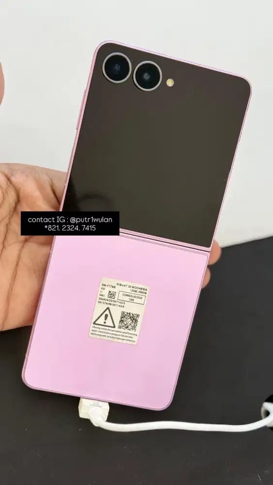 SAMSUNG GALAXY ZFLIP8