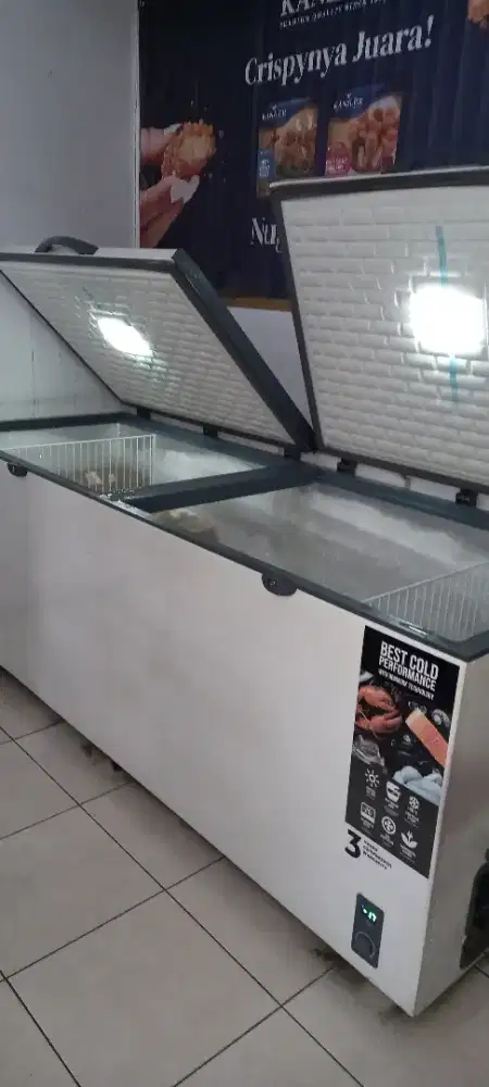Showcase Cooler 282L, Freezer 288L, Freezer 500L