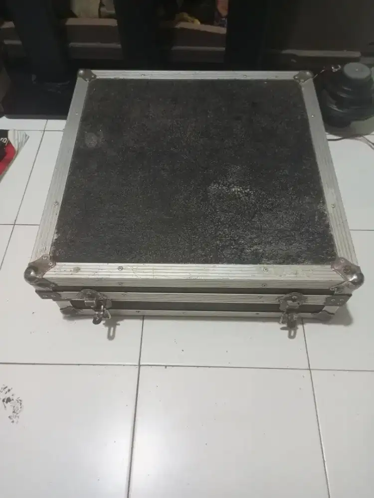 Box hardcase 50x50