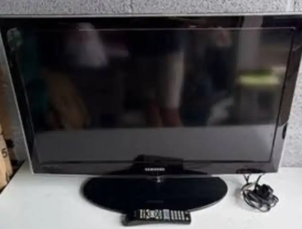 Dibeli tv led/ps rusak