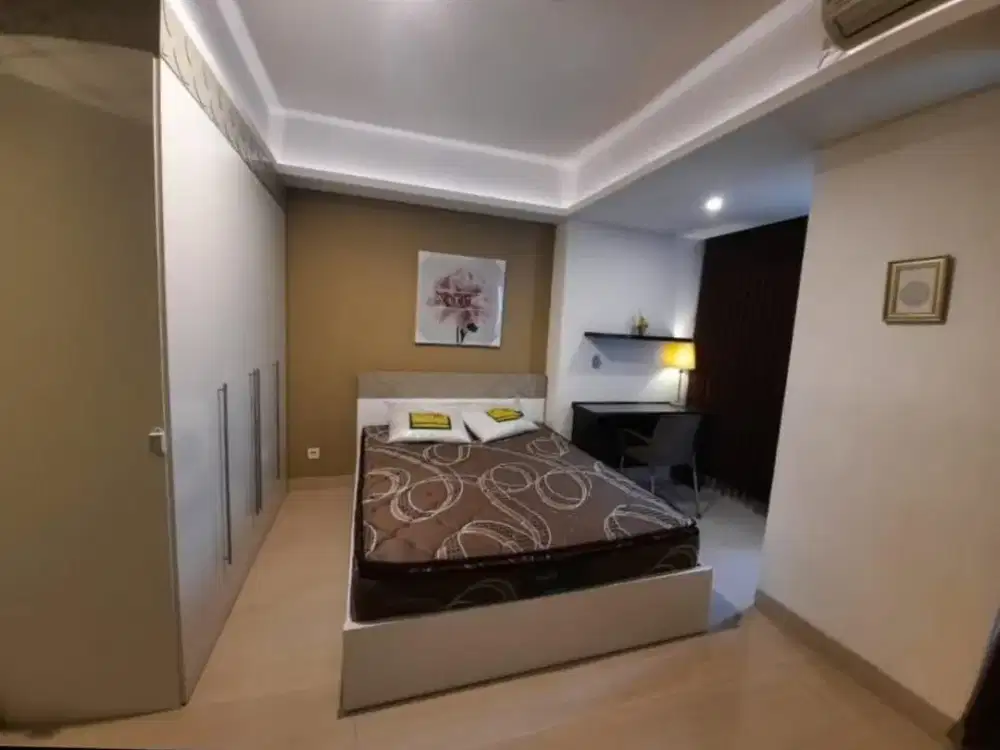 Dijual Grand Sungkono Lagoon Venetian 1 BR Full furnished dekat tol satelit view pool, lagoon, city Lt 5
