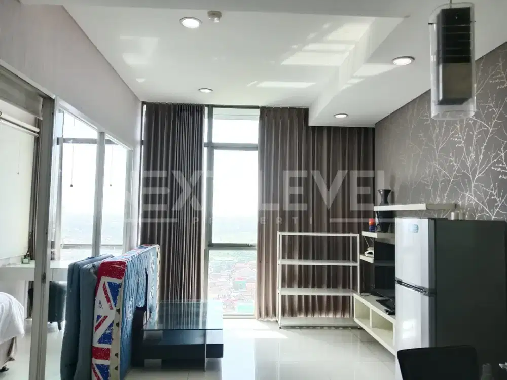 DISEWAKAN Condominium 1BR Full Furnish meja full marmer 43m2