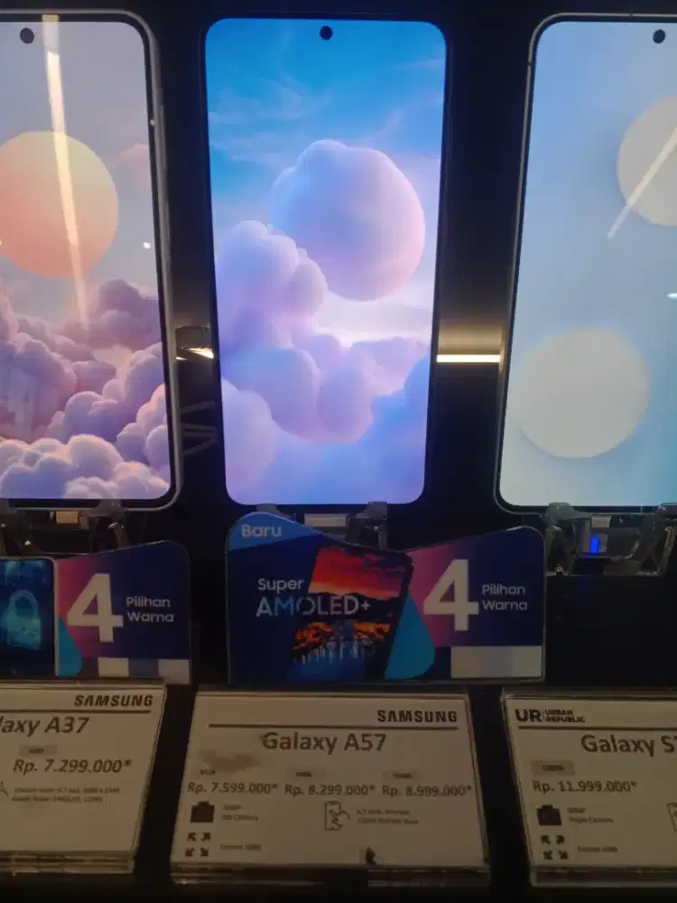 SAMSUNG Galaxy A57