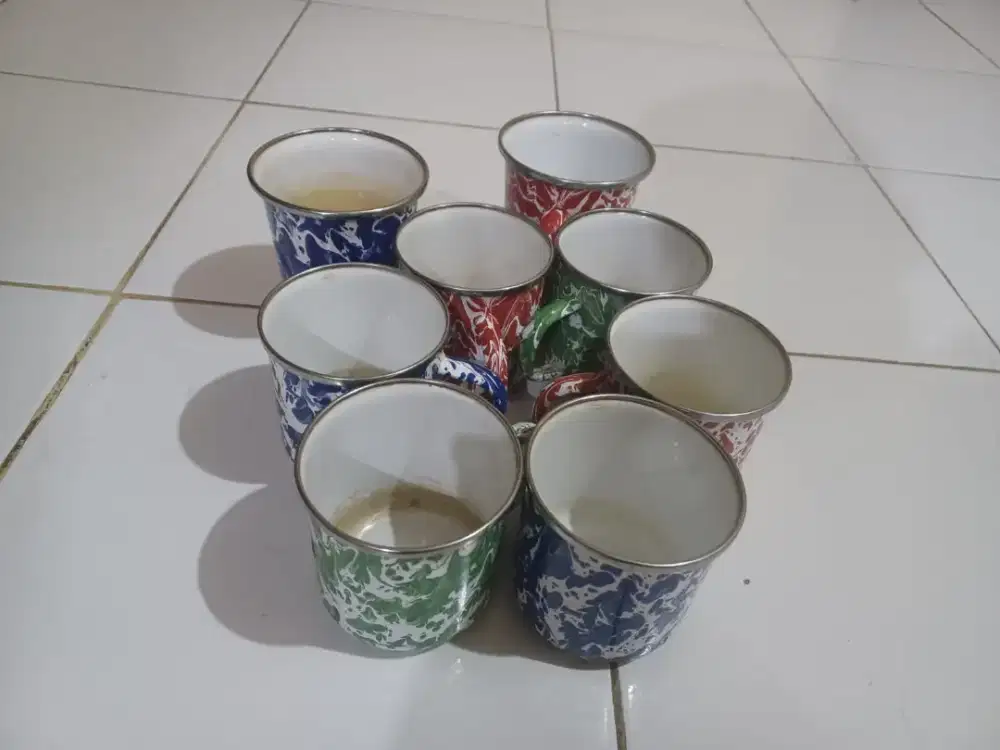 Gelas kaleng masih kuat