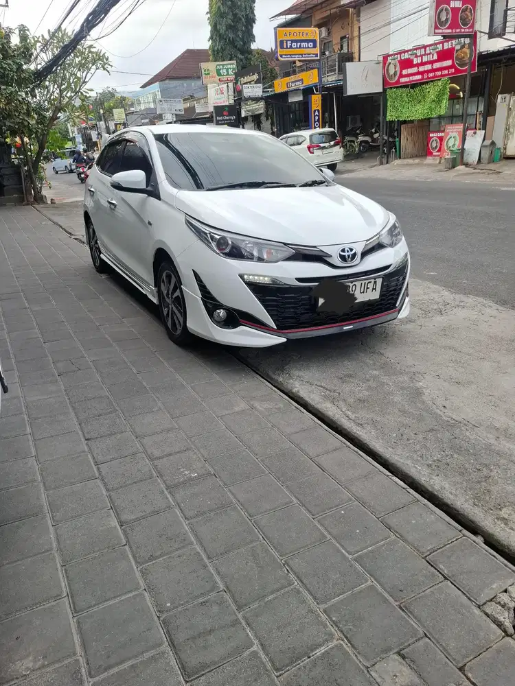 Toyota yaris trd
