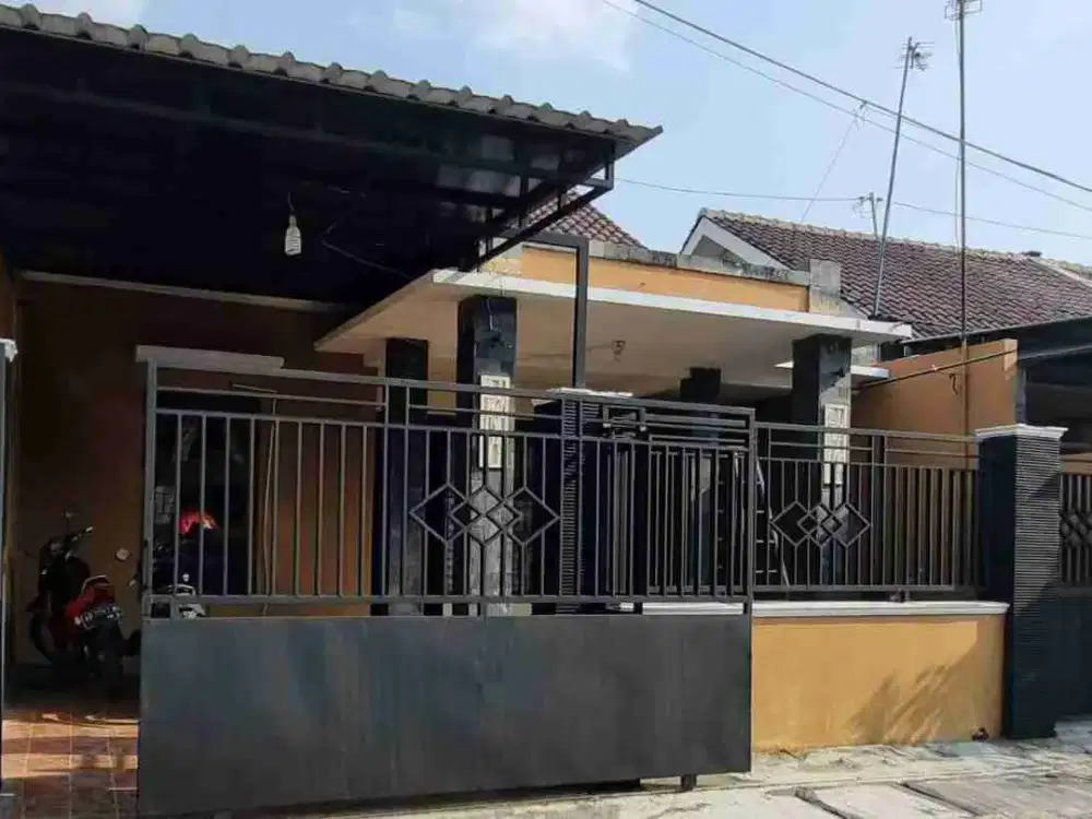 Rumah Bagus ada Pagar & Canopi di Gedongan dekat Pintu Tol