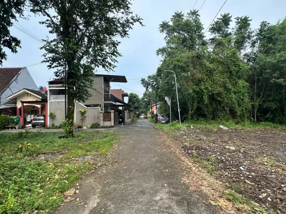 Tanah Sleman Tridadi dekat jl utama Purbaya
