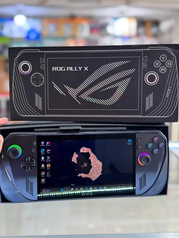 ASUS ROG Ally X RC72LA (Z1 Extreme 24GB/1TB) Lengkap Mulus