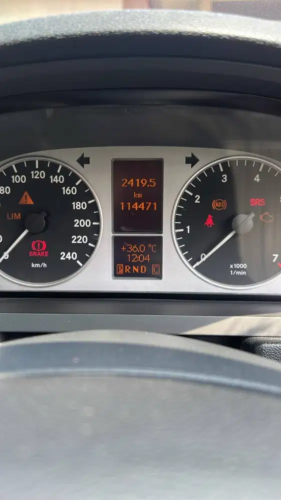 Mercedes-Benz B180 W245 2010 Matic hitam - KM 115rb Asli