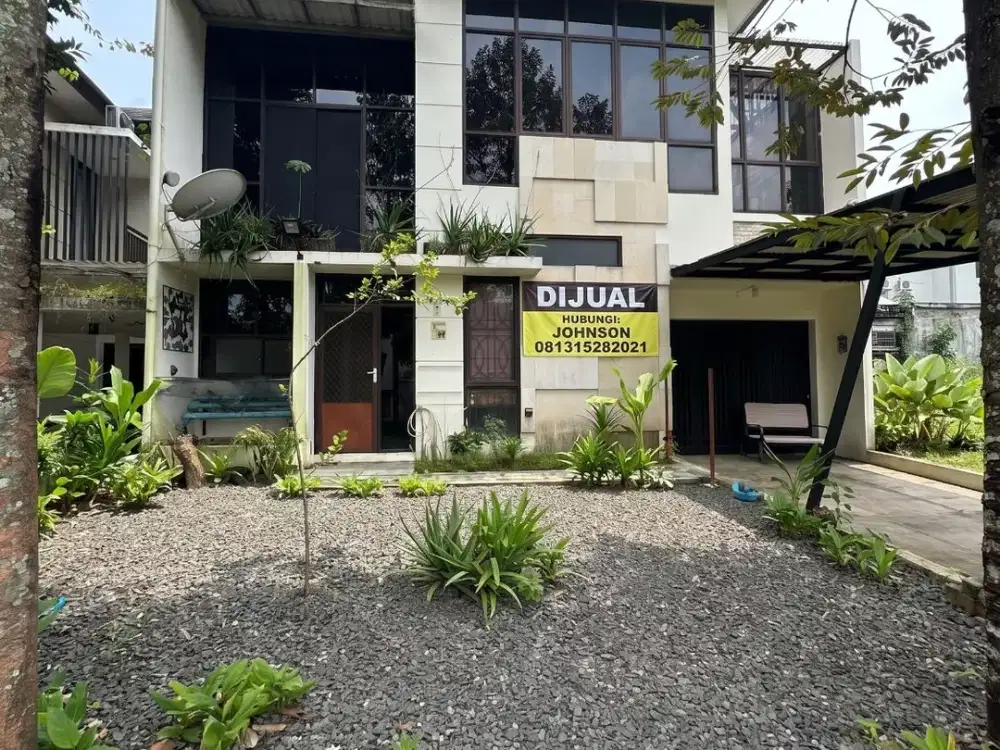DIJUAL CEPAT RUMAH MODERN 4 KT LOKASI STRATEGIS DI SENTUL CITY LT 180M²