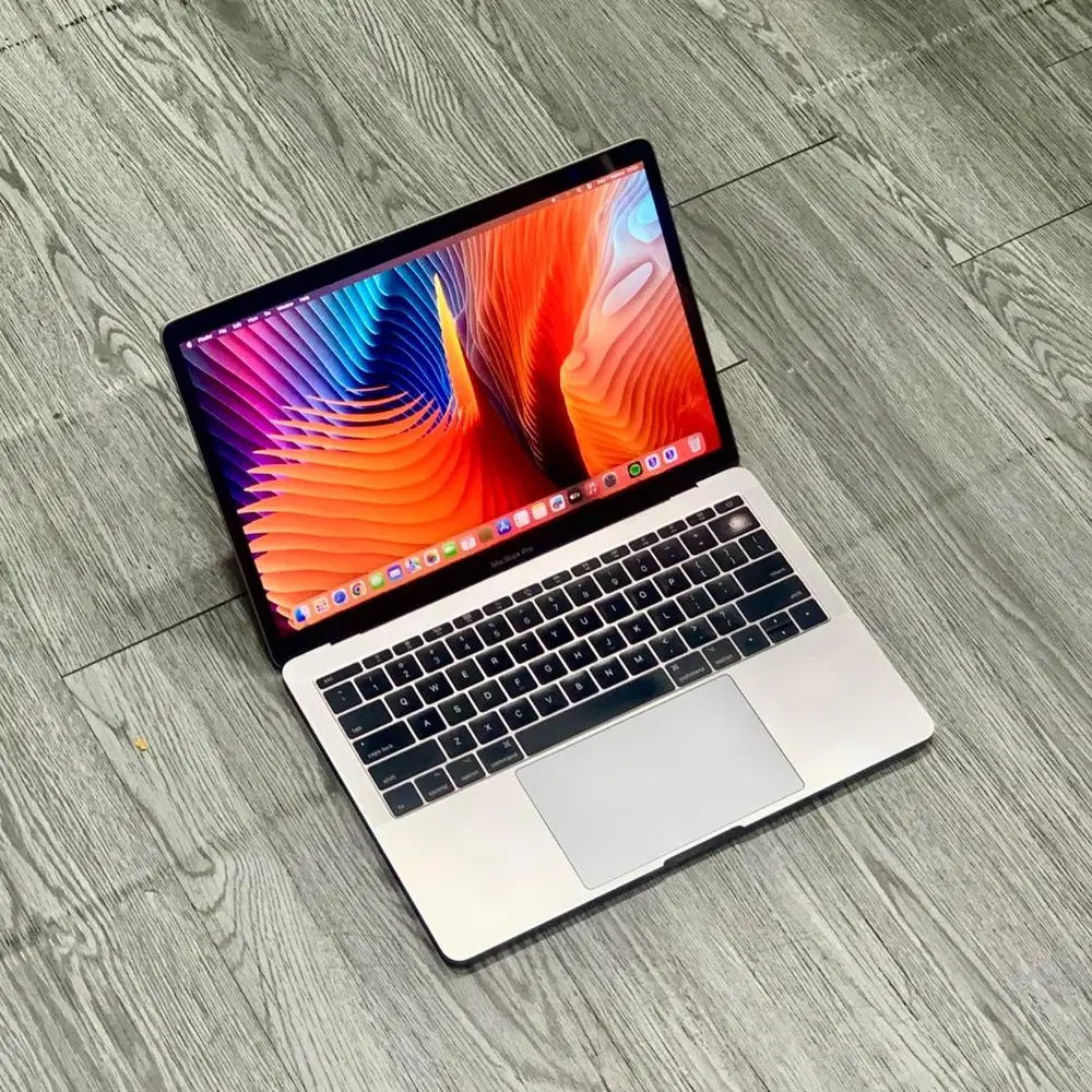MURAH MACBOOK PRO 2017 8GB/128GB GRAY