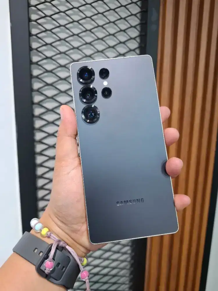 Samsung S25 Uktra 12+1TB