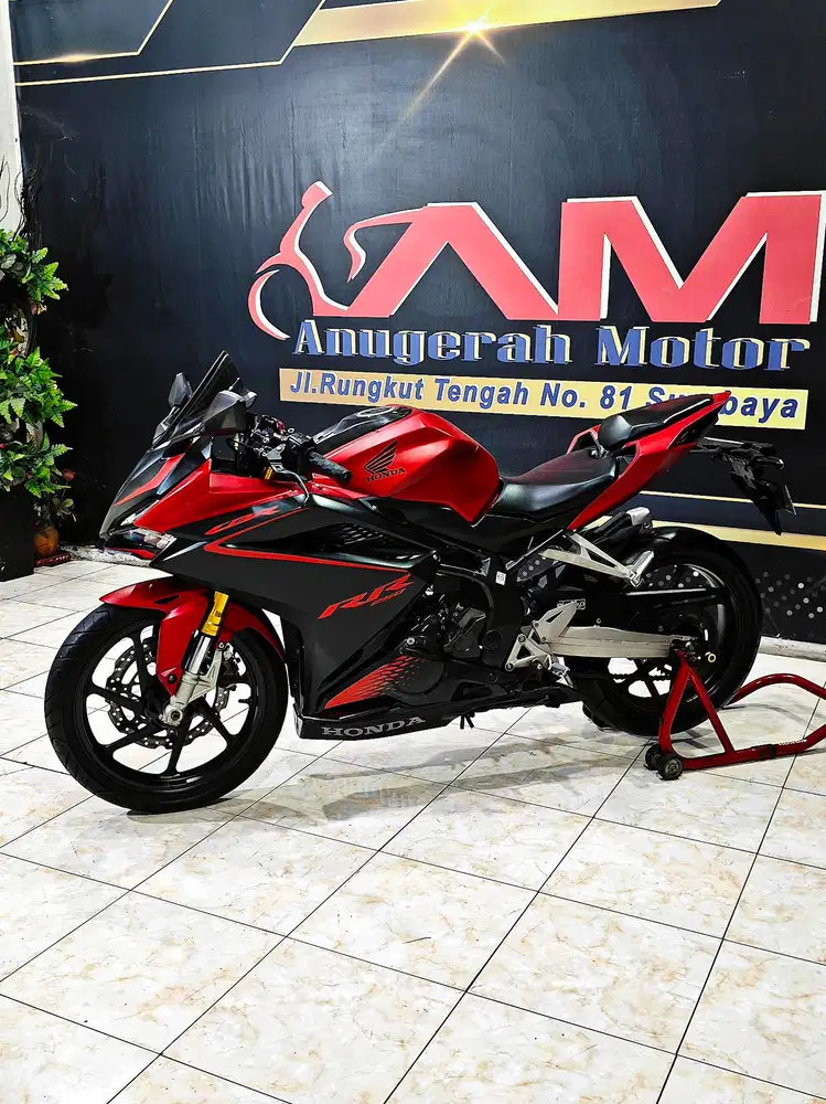 Cbr 250rr th.2022 Bravery Red matte km.18rb top.Anugerah motor rungkut