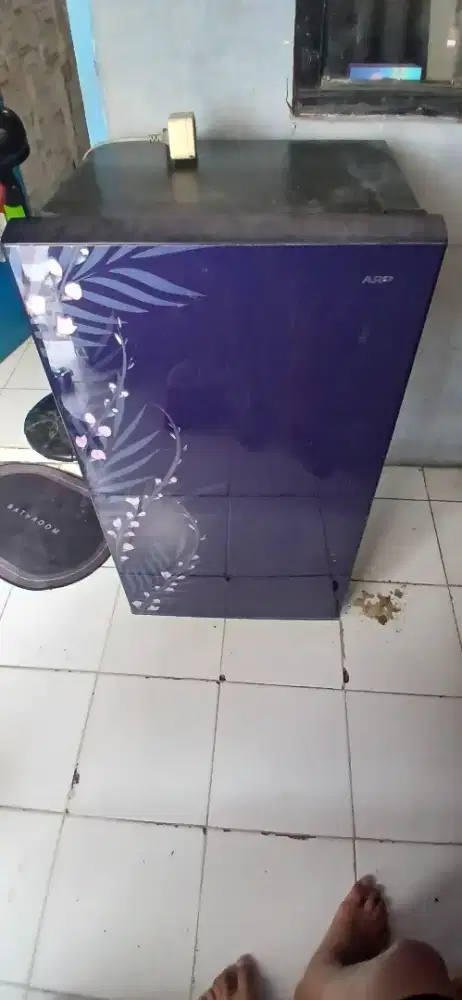 Kulkas sharp satu pintu standar