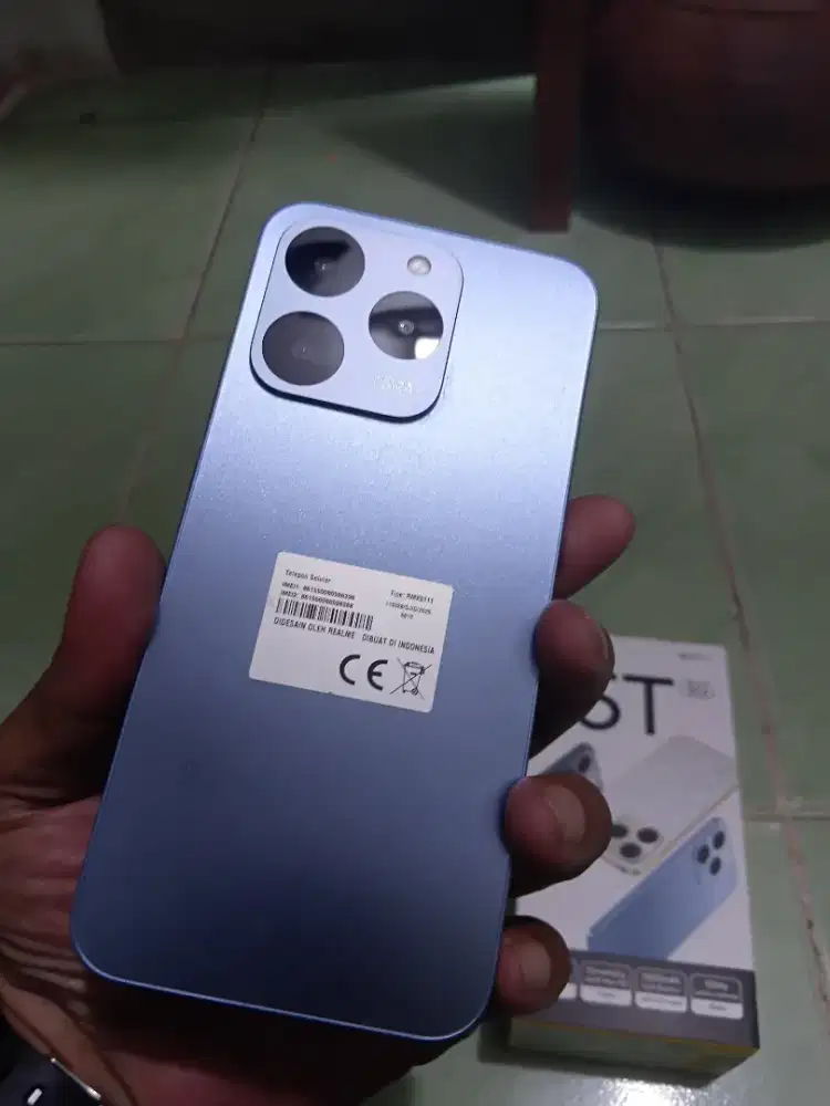 Realme 15t ram8/128 fullset  resmi