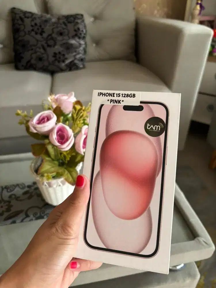 Iphone 15 128 GB Pink Garansi TAM New