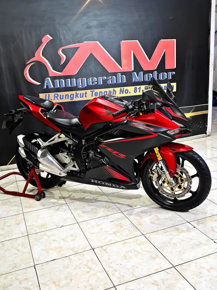 Cbr 250rr th.2022 Bravery Red matte km.18rb top.Anugerah motor rungkut