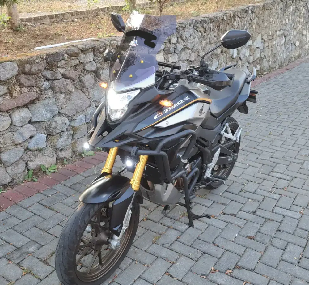 Honda CB150X Hitam SE