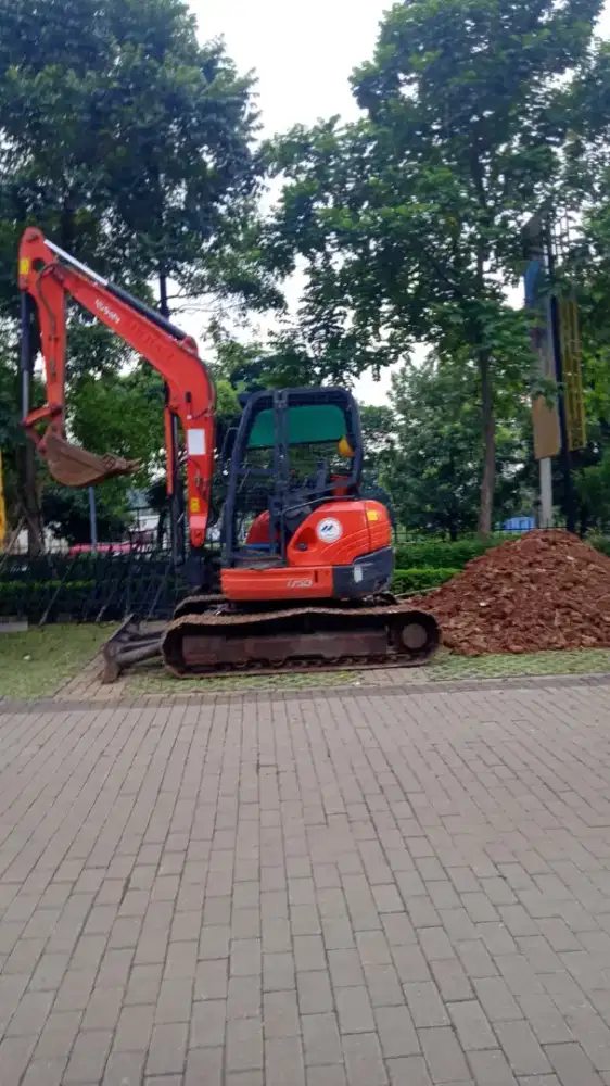 Dozer d3 excavator pc 75 vibro 10-12 ton crane