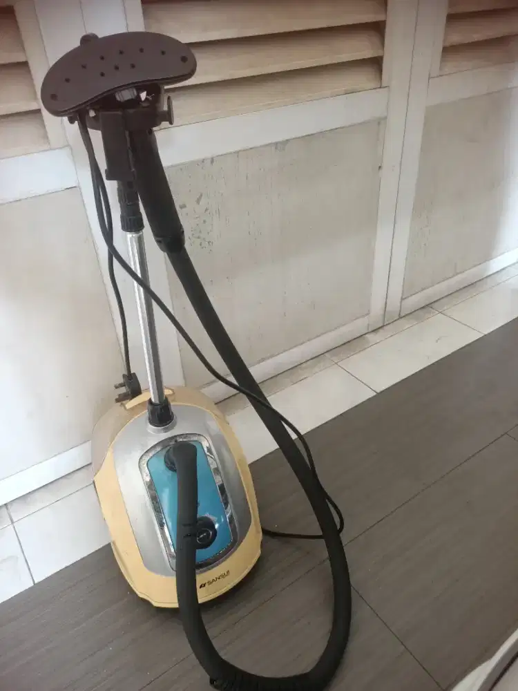 Setrika/Vaccum  uap
