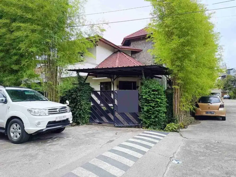 Harga di Bawah NJOP! Jual Rumah Grawisa, Jakarta Barat