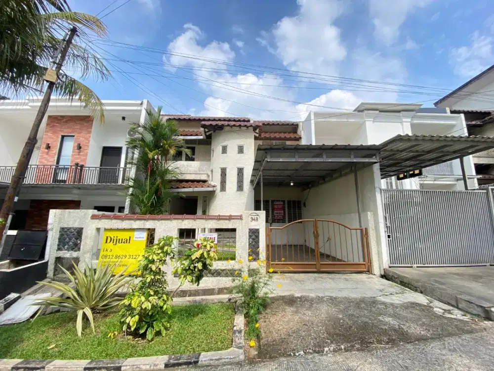 Rumah di Blok K Cinere 2 Lantai Halaman Belakang SHM