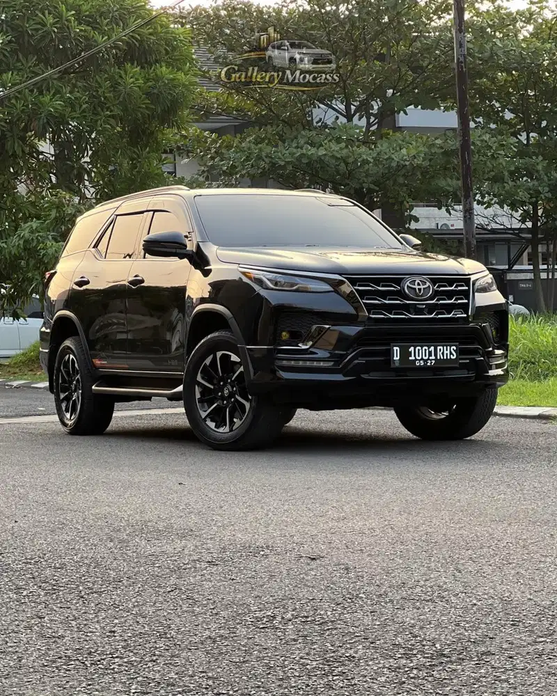 Vrz gr 2022 hitam 2.8 GR
