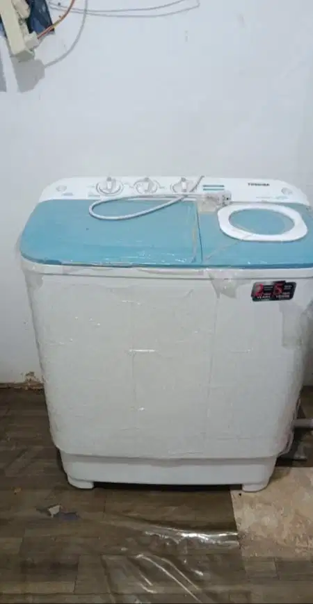 MESIN CUCI BARU 2x PAKAI KAPASITAS 7kg