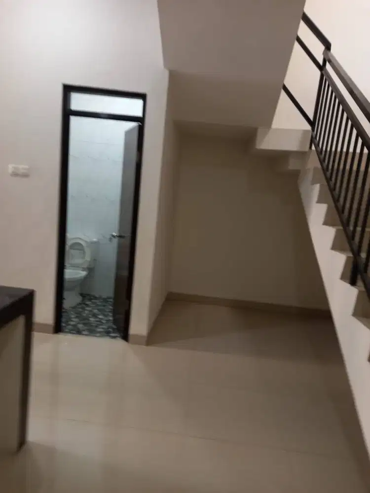 Jual Cepat Rumah Baru BSD Nusaloka dekat Tol BSD Serpong nyaman aman