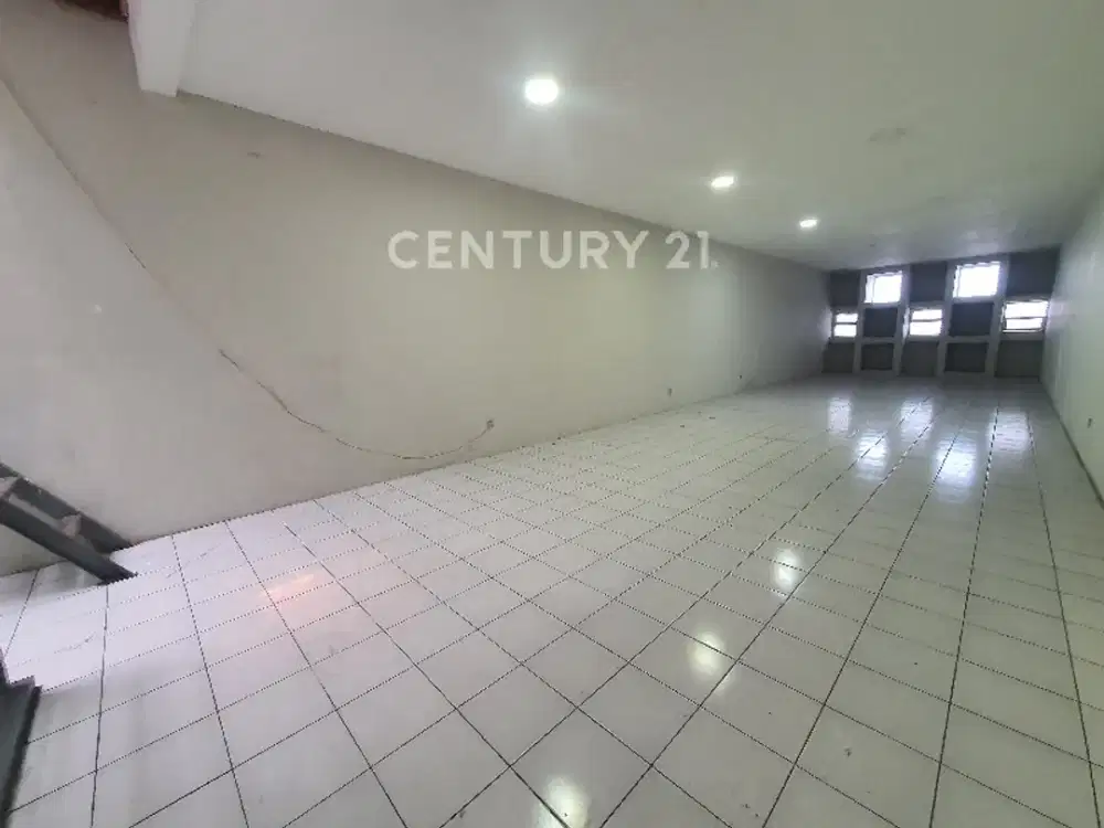 Ruko 2LT Baru Renov,  Mainroad Jl.Kopo Dekat Soe Hatta Bandung
