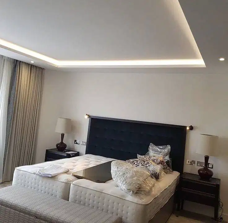 Wall Moulding Sekat Plafon Partisi PVC GRC Gypsum Jasa Tukang Pasang